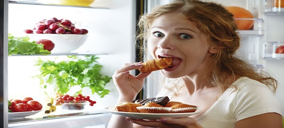 Read more about the article هیجانات و استرس چگونه بر غذار خوردن افراد تاثیر میگذارد؟